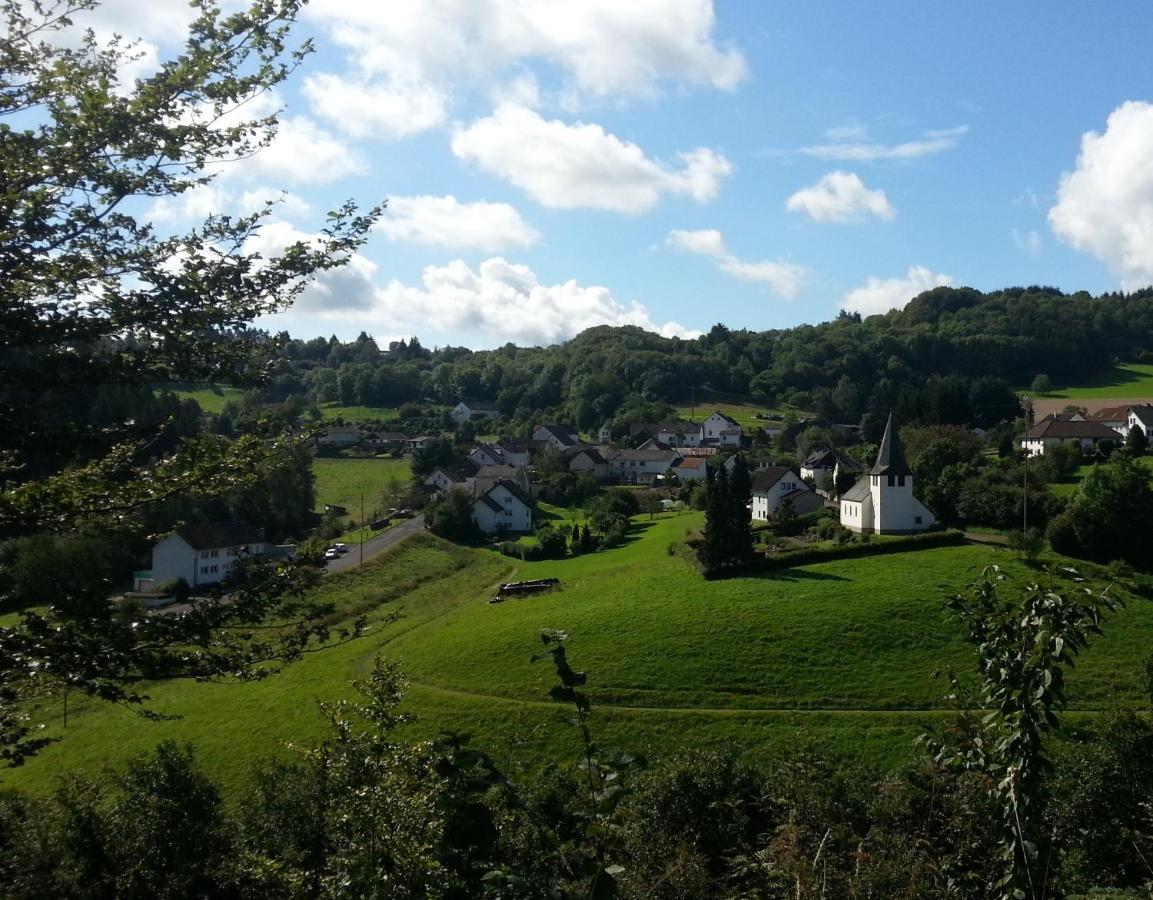 Ferienwohnung Am Eifelsteig Vulkaneifel-Auszeit Udersdorf Exterior photo